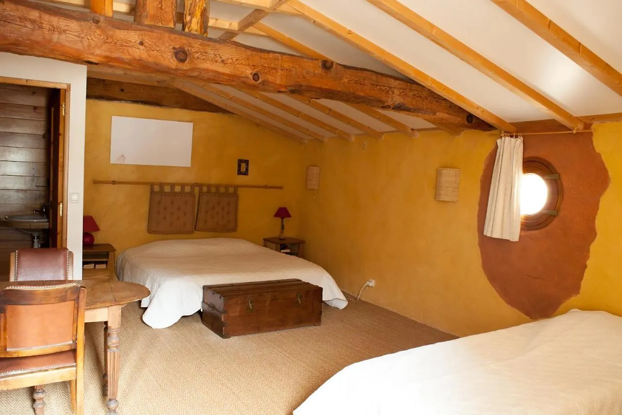 A La Source Bed & Breakfast Ponet-et-Saint-Auban 0*,  France